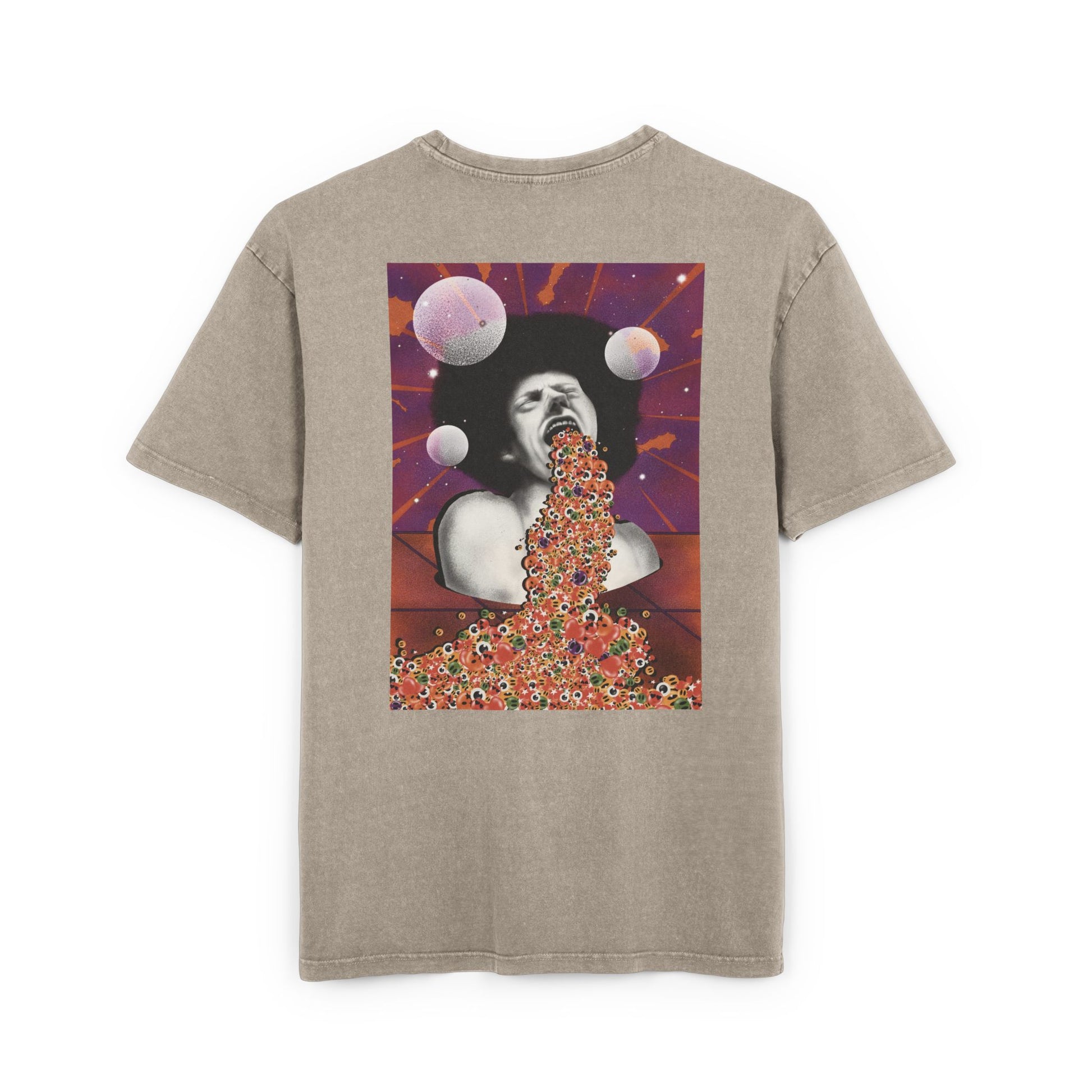 Relaxed oversized T-shirt showcasing an original surreal artwork, designed to stand out with bold graphics and contemporary streetwear style.