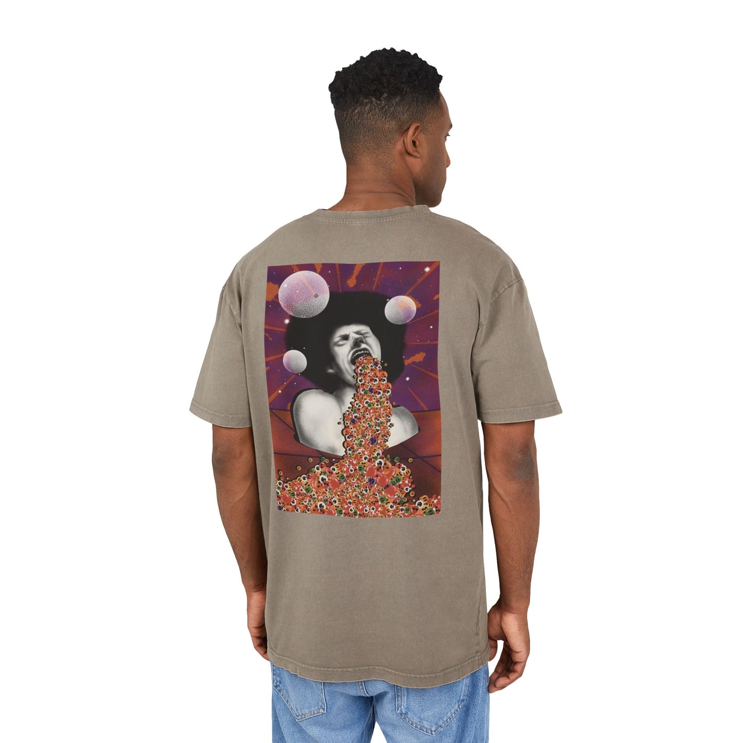 Relaxed oversized T-shirt showcasing an original surreal artwork, designed to stand out with bold graphics and contemporary streetwear style.