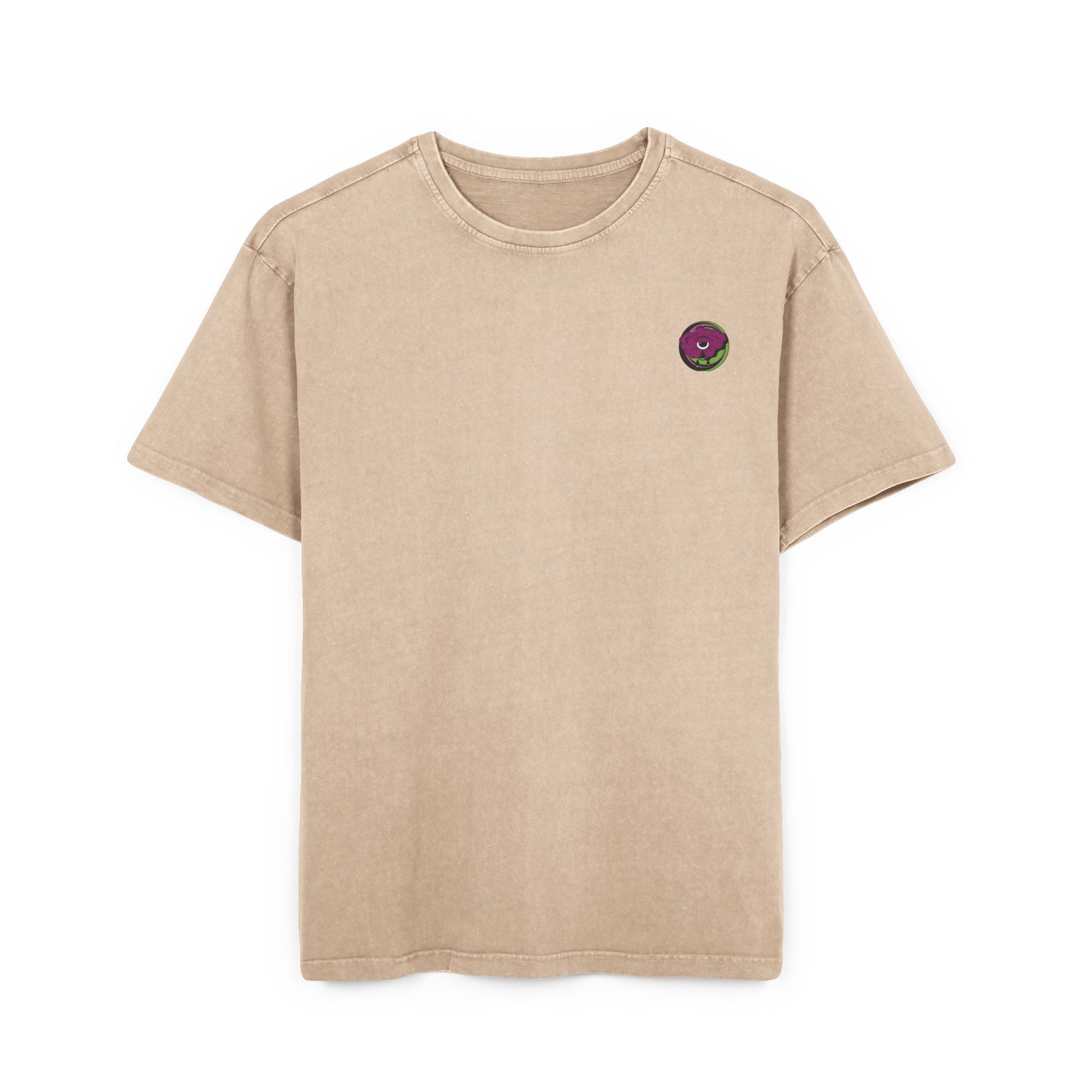 Oversized T-shirt with handcrafted surrealist graphic print on cotton fabric.
