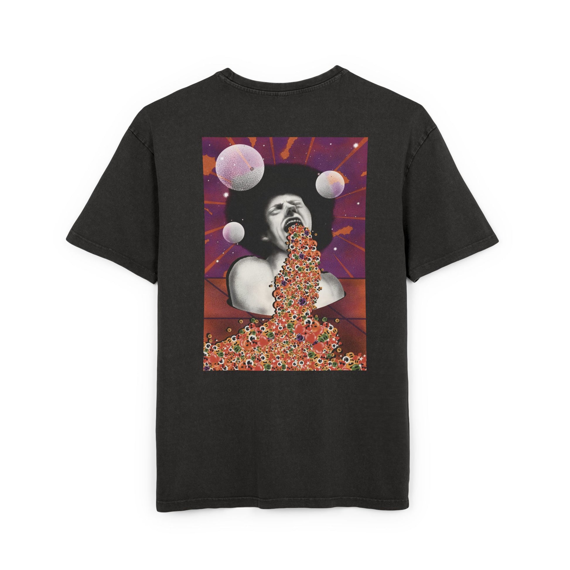Relaxed oversized T-shirt showcasing an original surreal artwork, designed to stand out with bold graphics and contemporary streetwear style.
